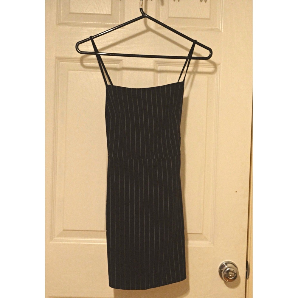 FOREVER 21 Women's Black/White Pinstripe Square Neck Strappy Bodycon Midi S